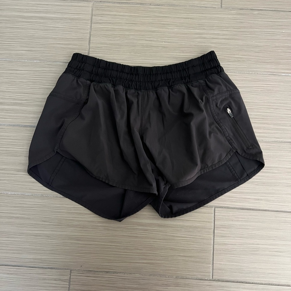 Lululemon track that shorts